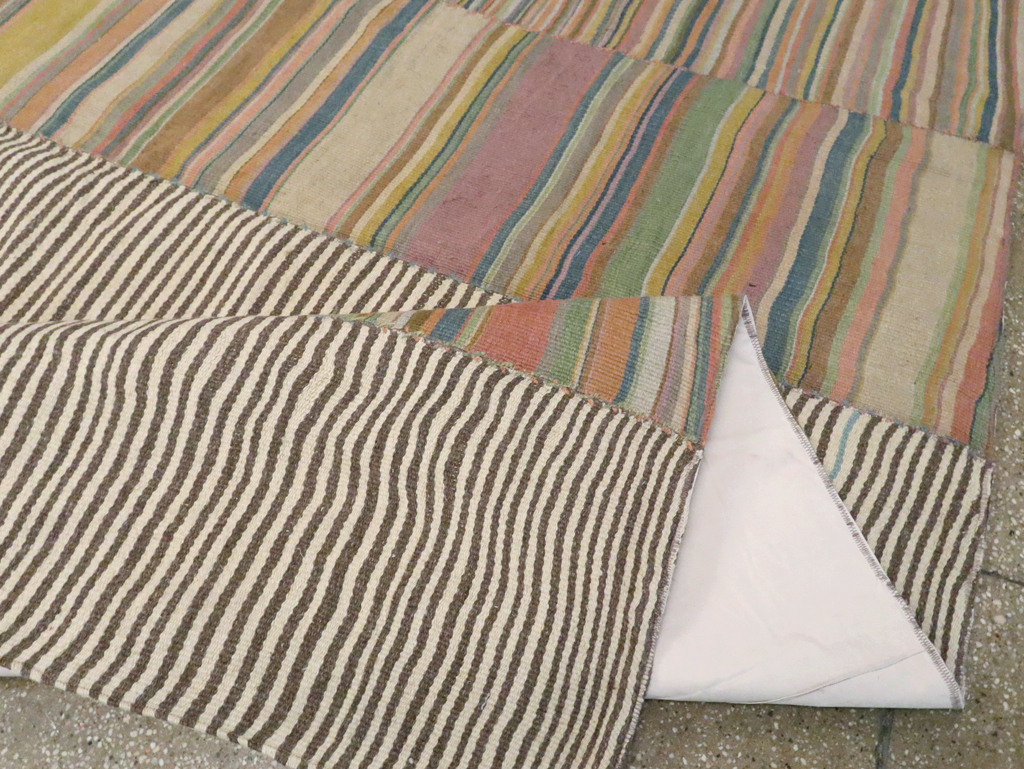 Vintage Turkish Flatweave Kilim Room Size Carpet, No.30158 - Galerie Shabab