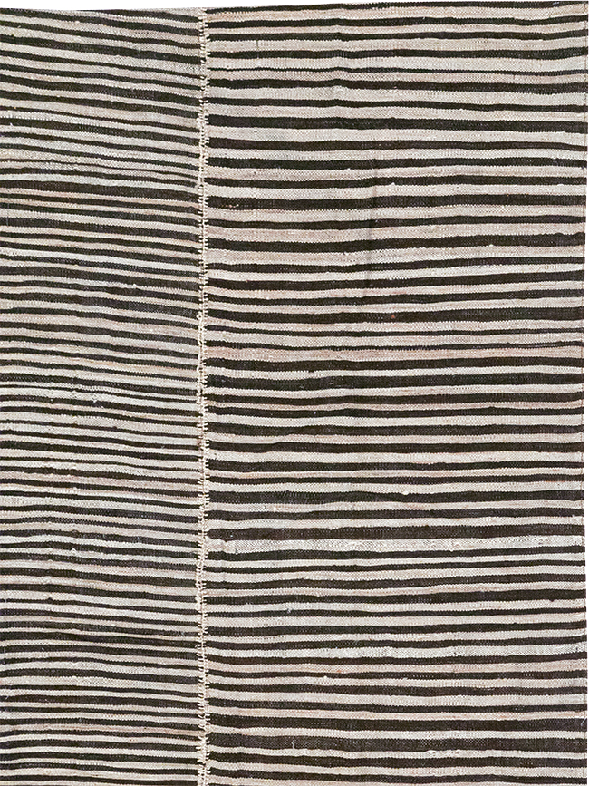 Vintage Persian Flatweave Kilim Accent Carpet, No.30162 - Galerie Shabab