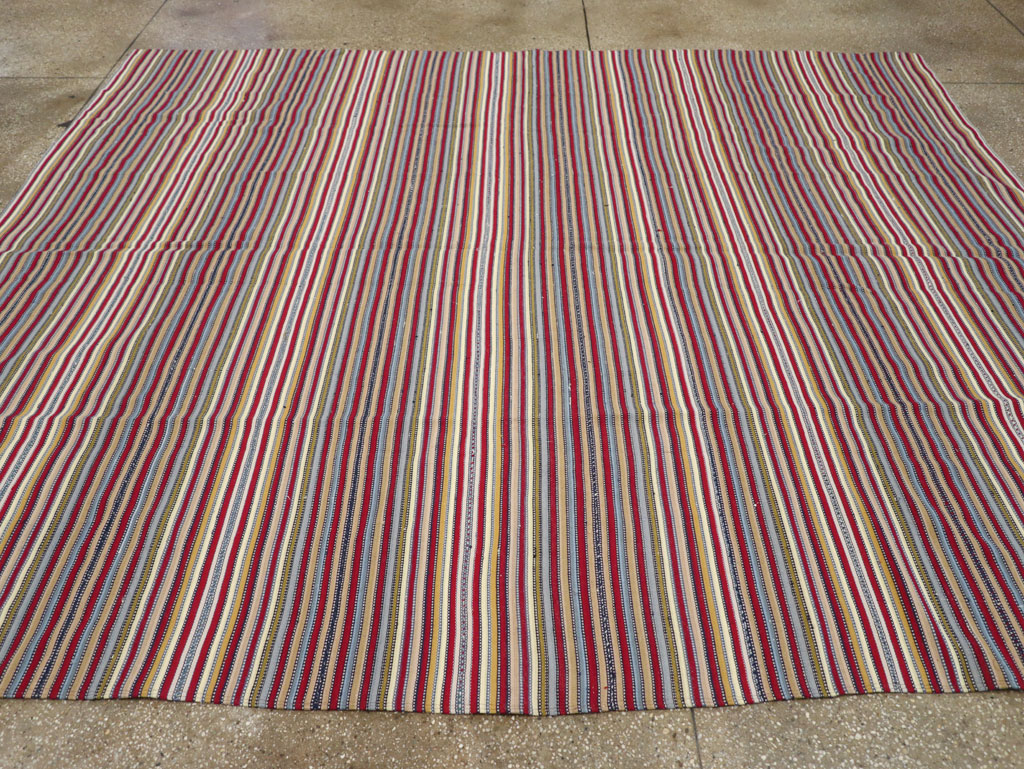 Vintage Turkish Flatweave Kilim Small Room Size Carpet, No.30164 - Galerie Shabab