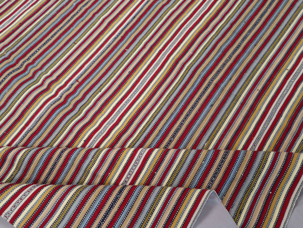 Vintage Turkish Flatweave Kilim Small Room Size Carpet, No.30164 - Galerie Shabab