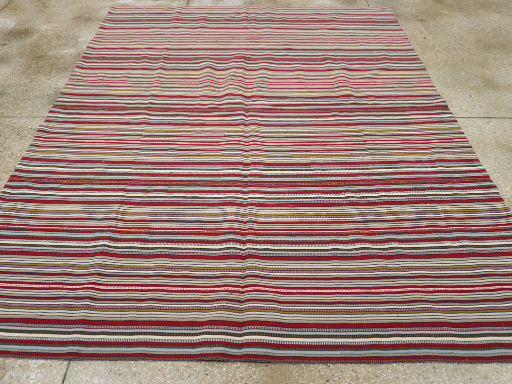 Vintage Turkish Flatweave Kilim Accent Carpet, No.30167 - Galerie Shabab