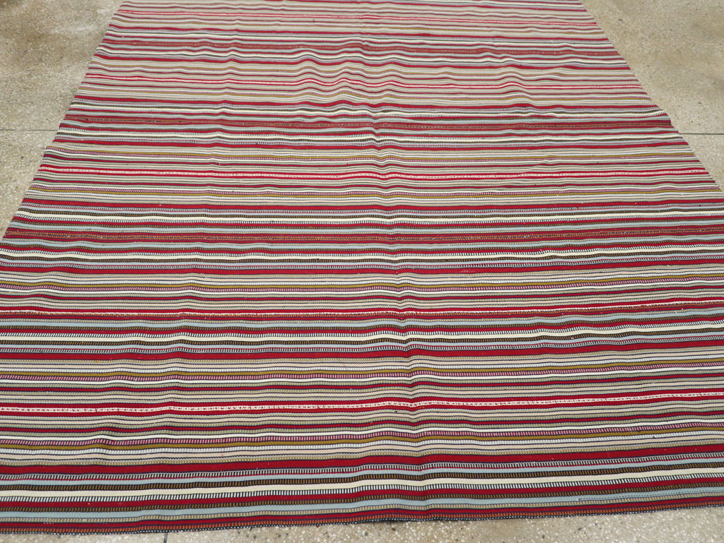 Vintage Turkish Flatweave Kilim Accent Carpet, No.30167 - Galerie Shabab