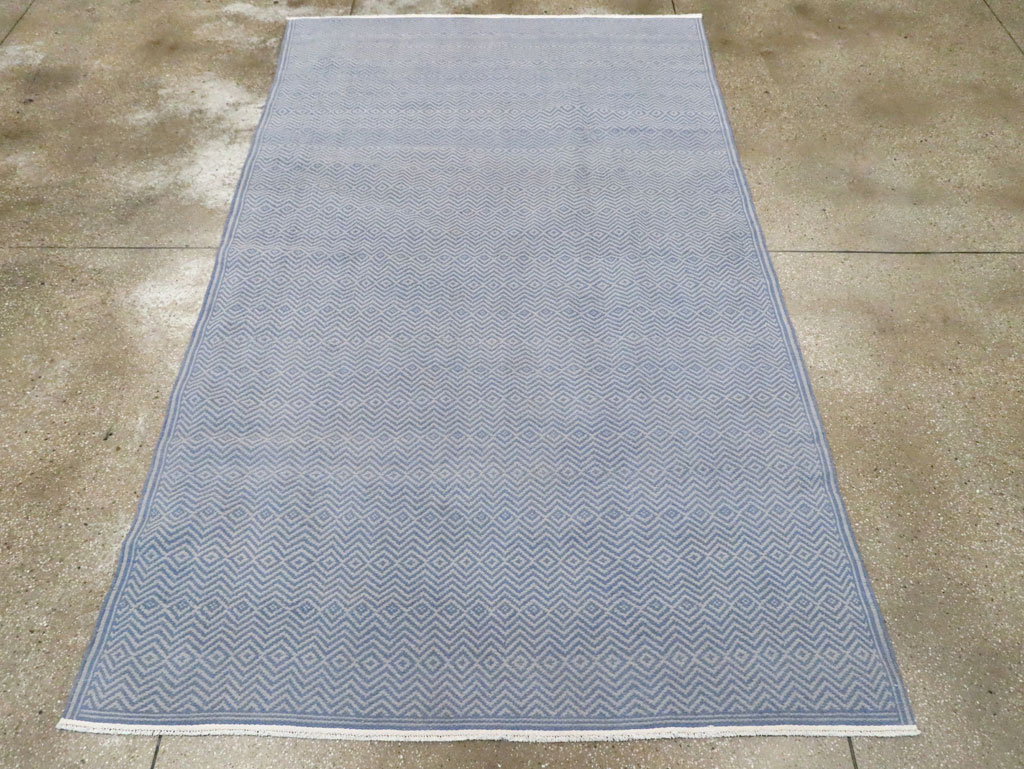 Vintage Persian Flatweave Kilim Accent Rug, No.30169 - Galerie Shabab