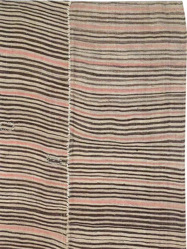 Vintage Persian Flatweave Kilim Room Size Carpet, No.30171 - Galerie Shabab