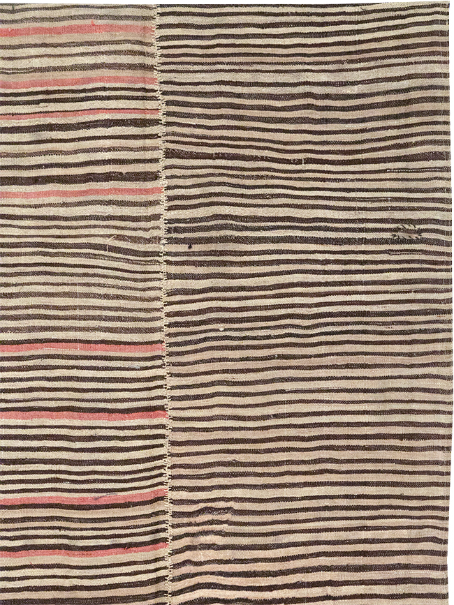 Vintage Persian Flatweave Kilim Room Size Carpet, No.30171 - Galerie Shabab