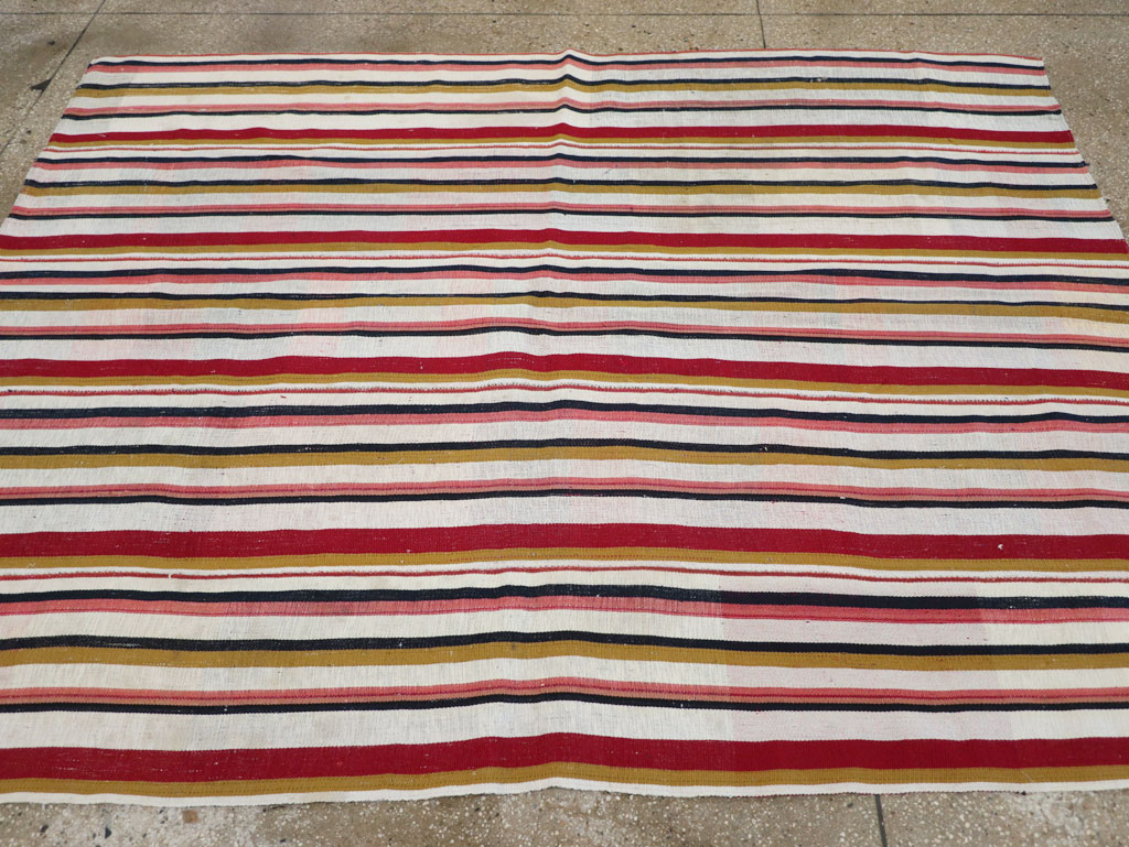Vintage Turkish Kilim Accent Rug, No.30173 - Galerie Shabab