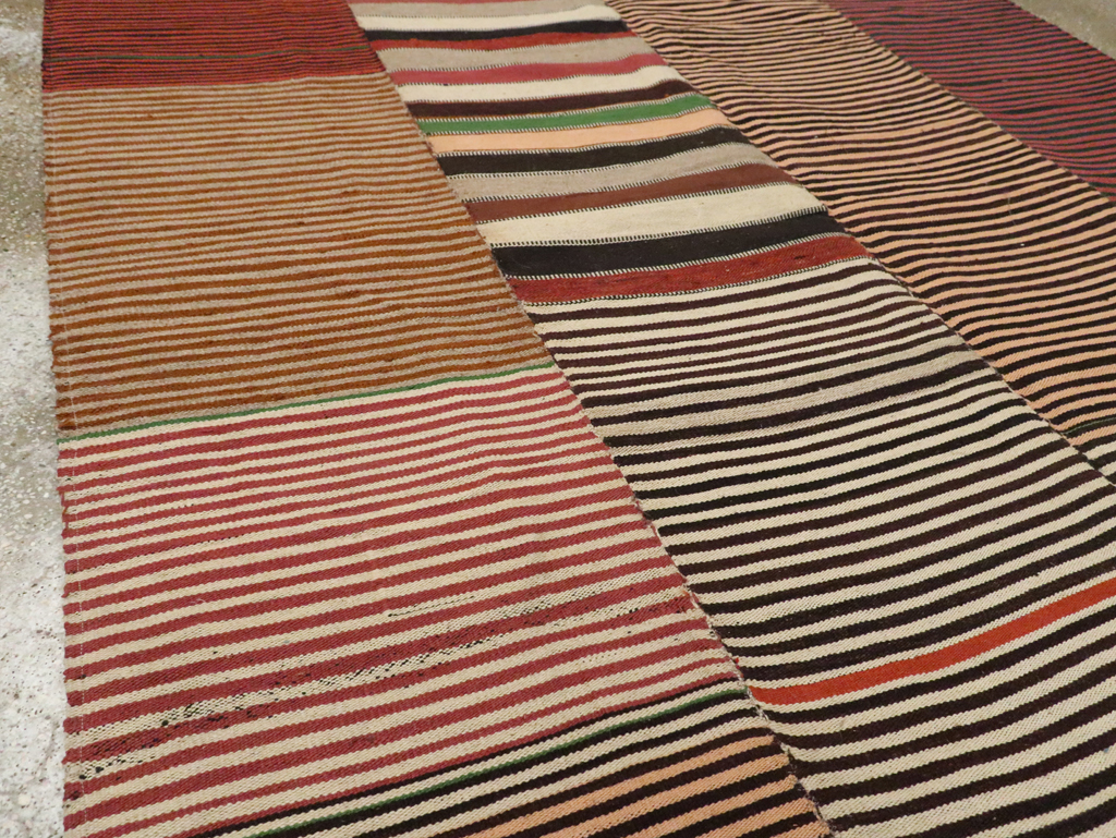 Vintage Turkish Flatweave Kilim Gallery Carpet, No.30177 - Galerie Shabab