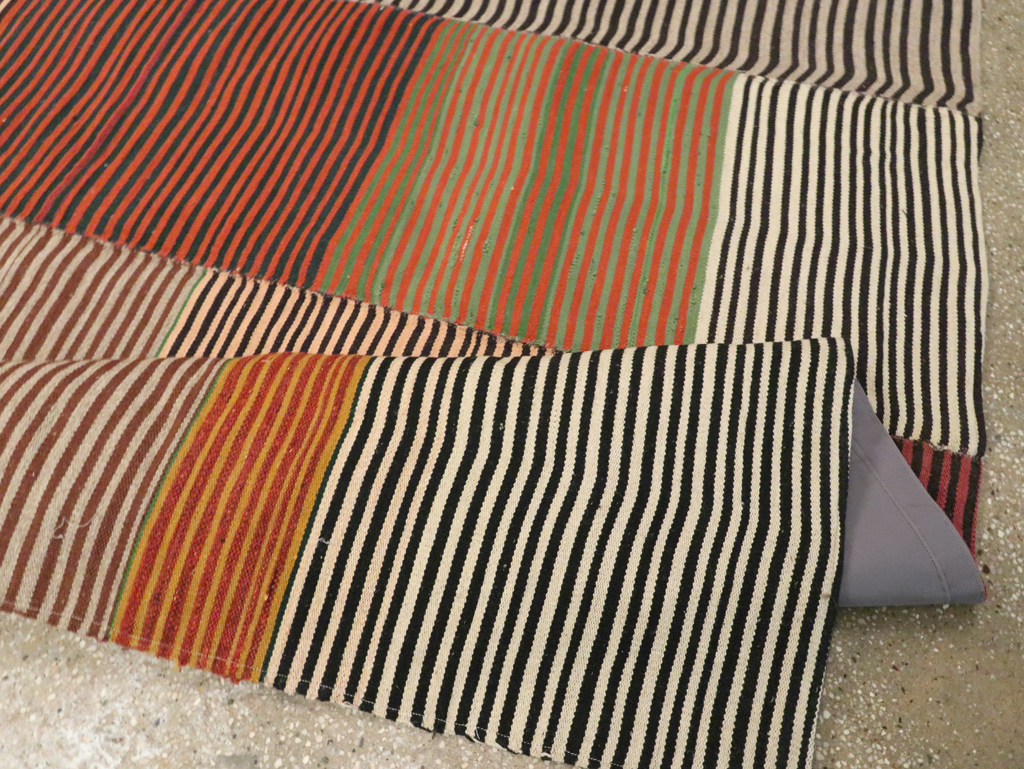 Vintage Turkish Flatweave Kilim Gallery Carpet, No.30177 - Galerie Shabab