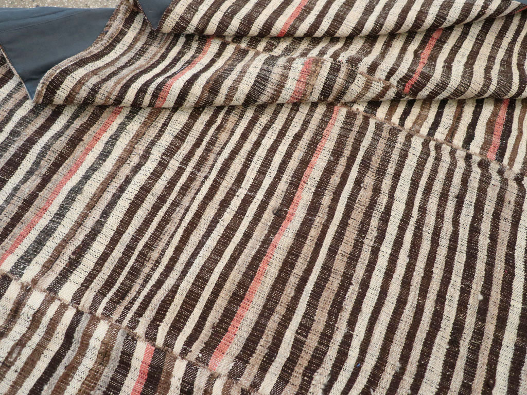 Vintage Persian Mazandaran Kilim Accent Carpet, No.30178 - Galerie Shabab