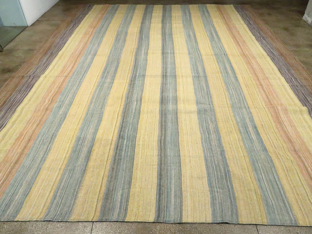 Modern Turkish Oversize Flatweave, No.30182 - Galerie Shabab