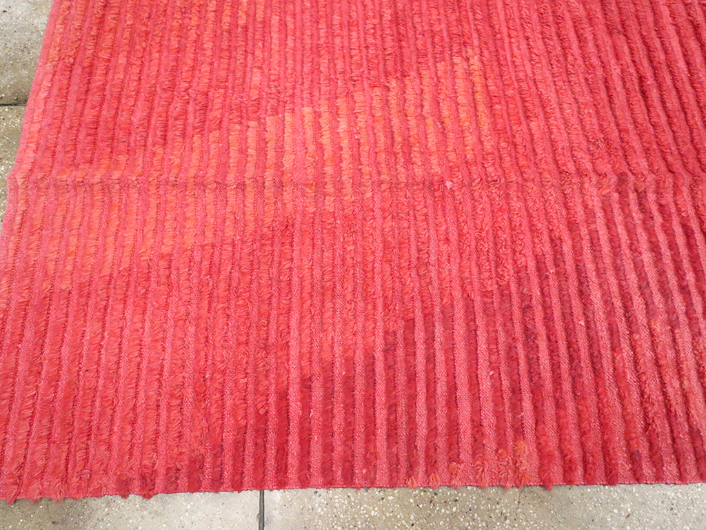 Contemporary Turkish Room Size Carpet, No.30184 - Galerie Shabab