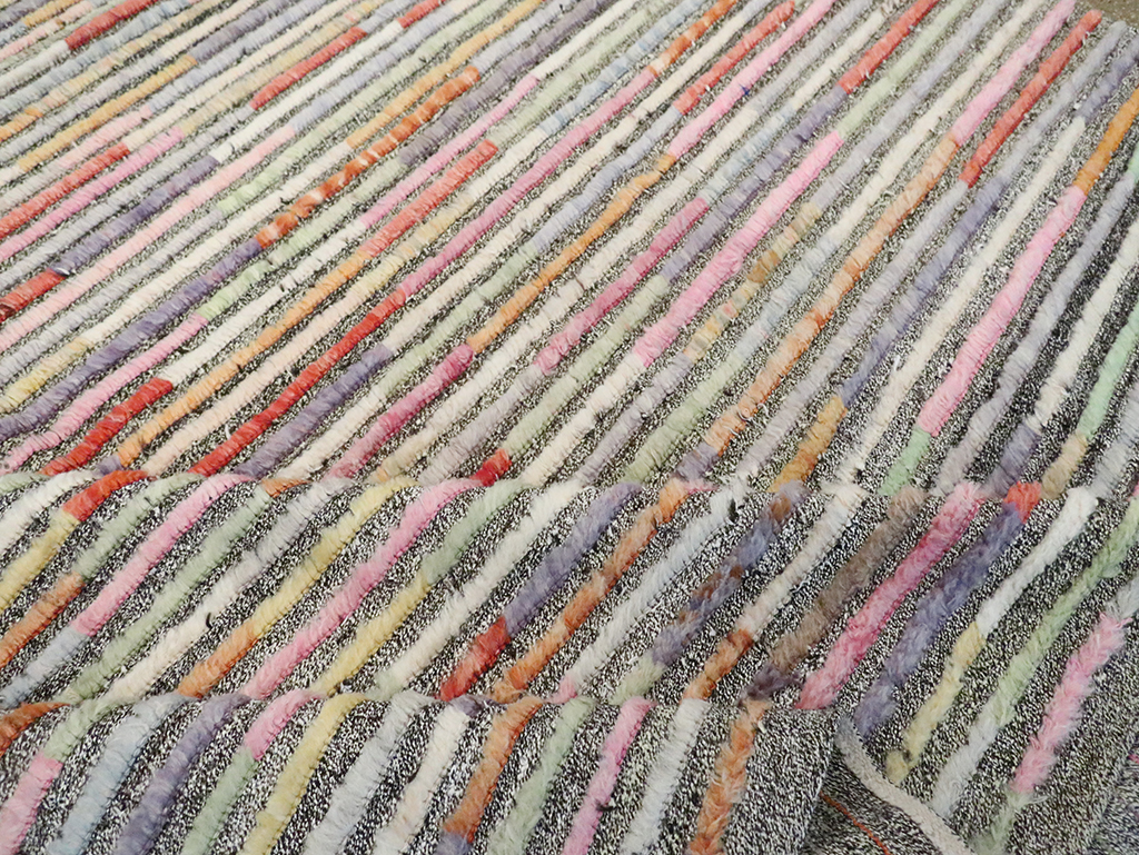 Colorful Contemporary Turkish Room Size Carpet, No.30185 - Galerie Shabab