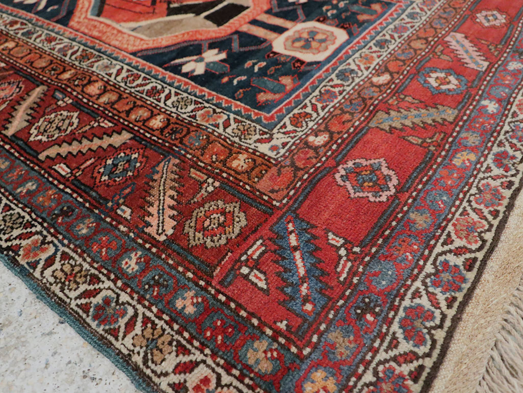 Antique Persian Bakshaish Rug, No.30189 - Galerie Shabab