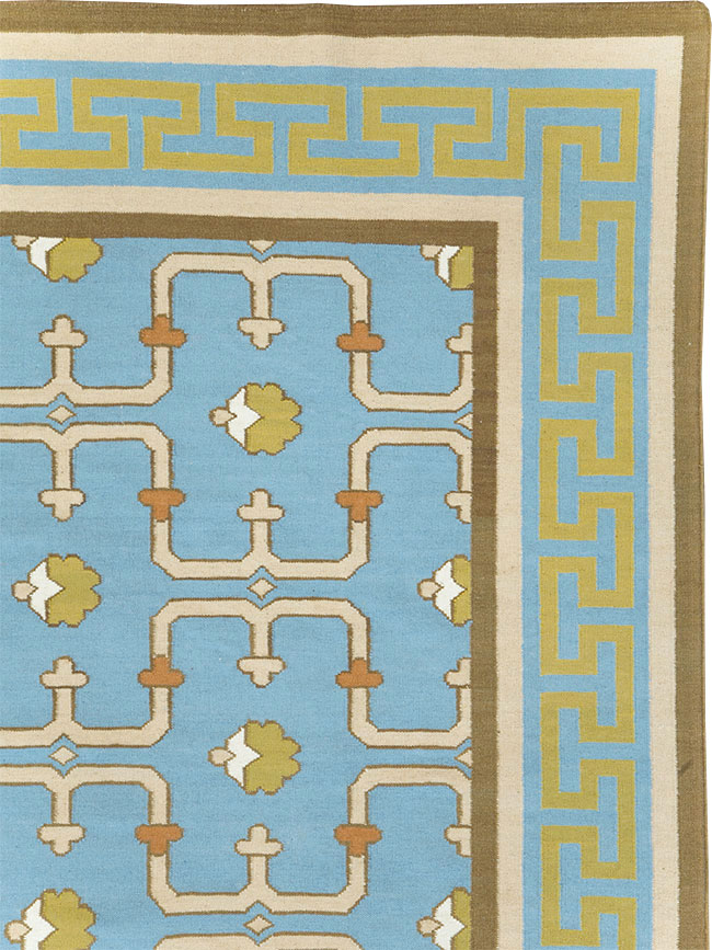Contemporary Indian Flatweave Dhurrie Room Size Carpet, No.30199 - Galerie Shabab