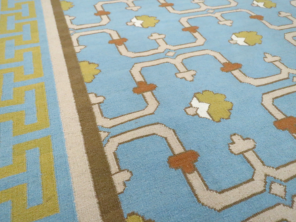 Contemporary Indian Flatweave Dhurrie Room Size Carpet, No.30199 - Galerie Shabab