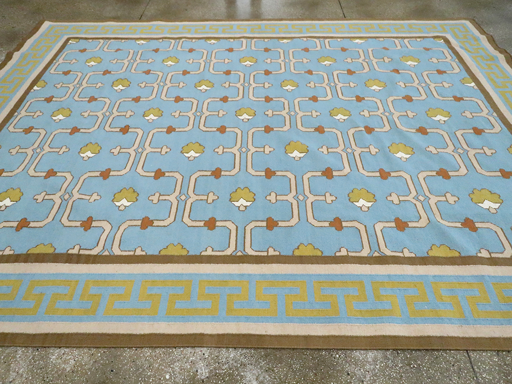 Contemporary Indian Flatweave Dhurrie Room Size Carpet, No.30199 - Galerie Shabab