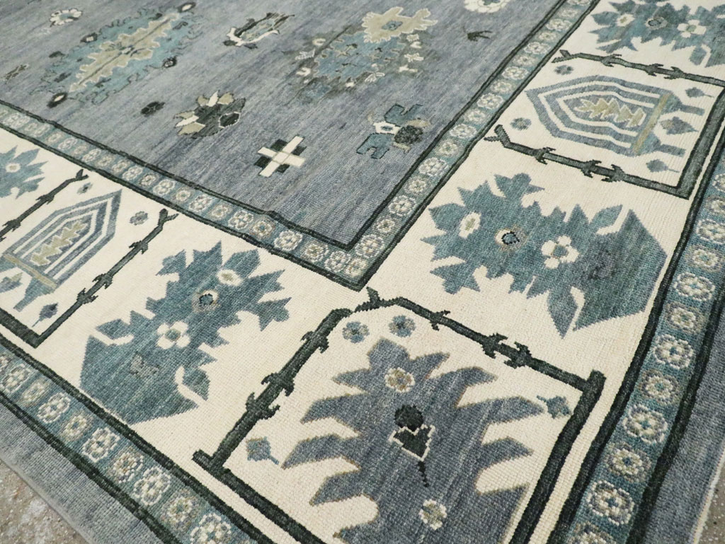 Modern Turkish Oushak Large Room Size Carpet, No.30200 - Galerie Shabab