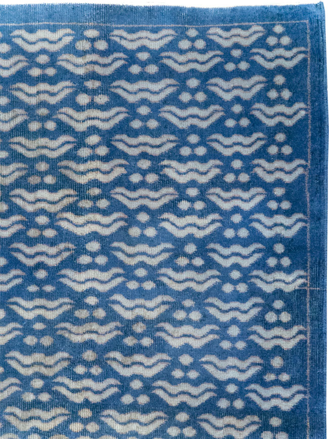 Vintage Turkish Anatolian Accent Carpet, No.30221 - Galerie Shabab