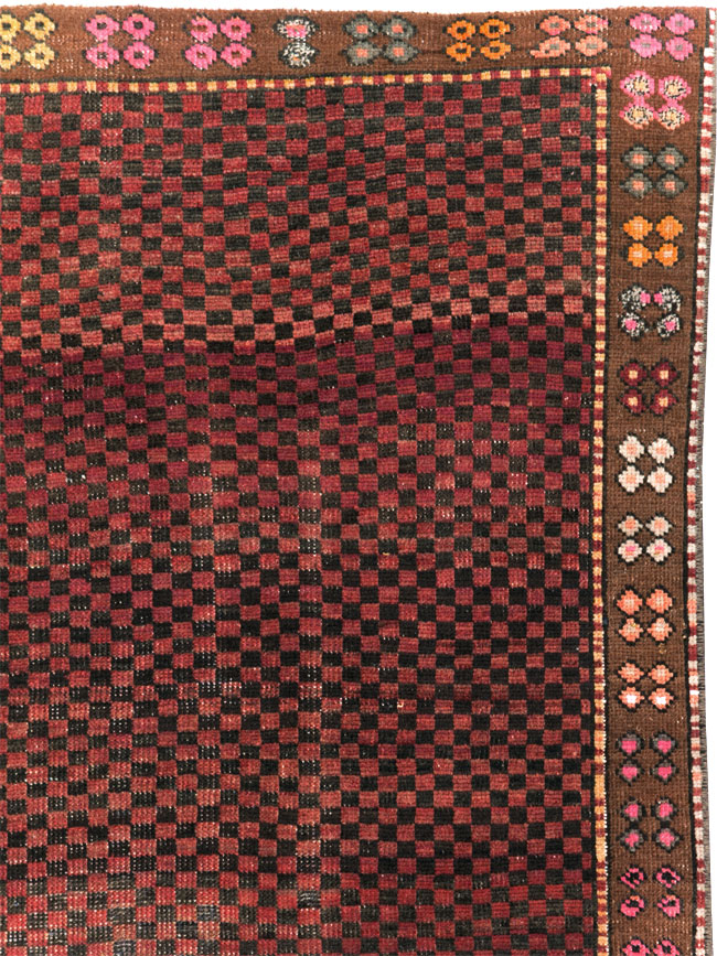 Vintage Turkish Anatolian Small Room Size Carpet, No.30228 - Galerie Shabab