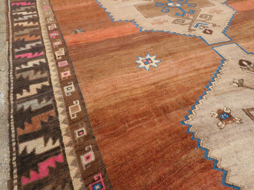 Vintage Anatolian Carpet, No.30232 - Galerie Shabab