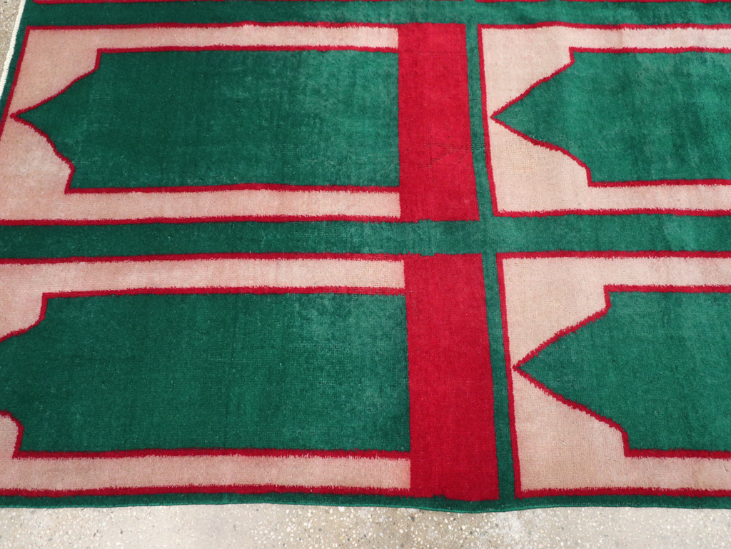 Vintage Turkish Art Deco Style Small Room Size Carpet, No.30237 - Galerie Shabab