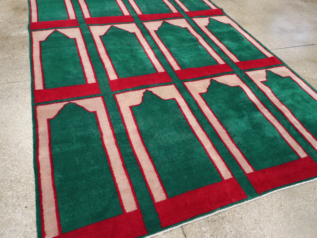 Vintage Turkish Art Deco Style Small Room Size Carpet, No.30237 - Galerie Shabab