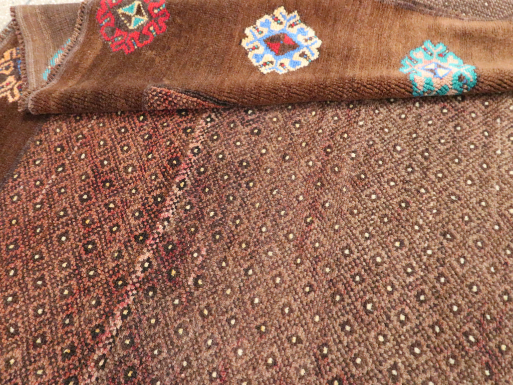 Vintage Turkish Anatolian Gallery Carpet, No.30244 - Galerie Shabab