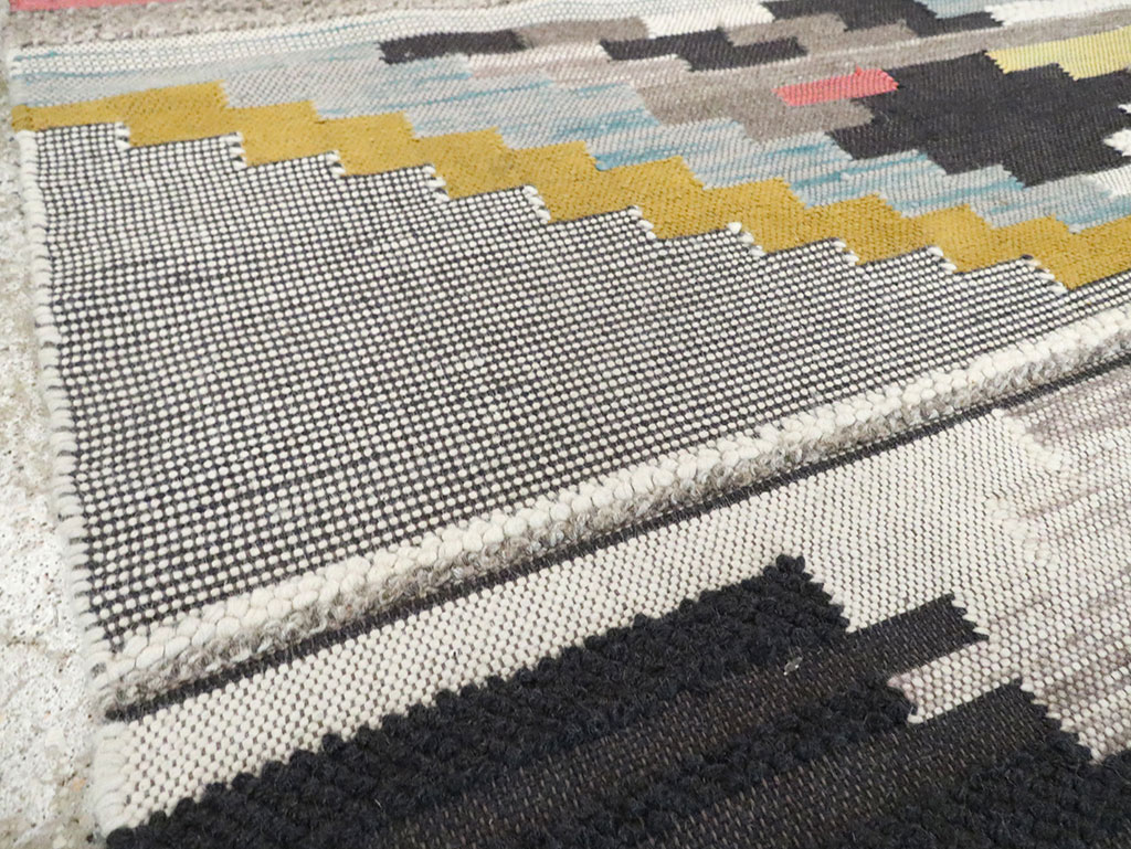 Contemporary Flatweave Kilim, No.30245 - Galerie Shabab