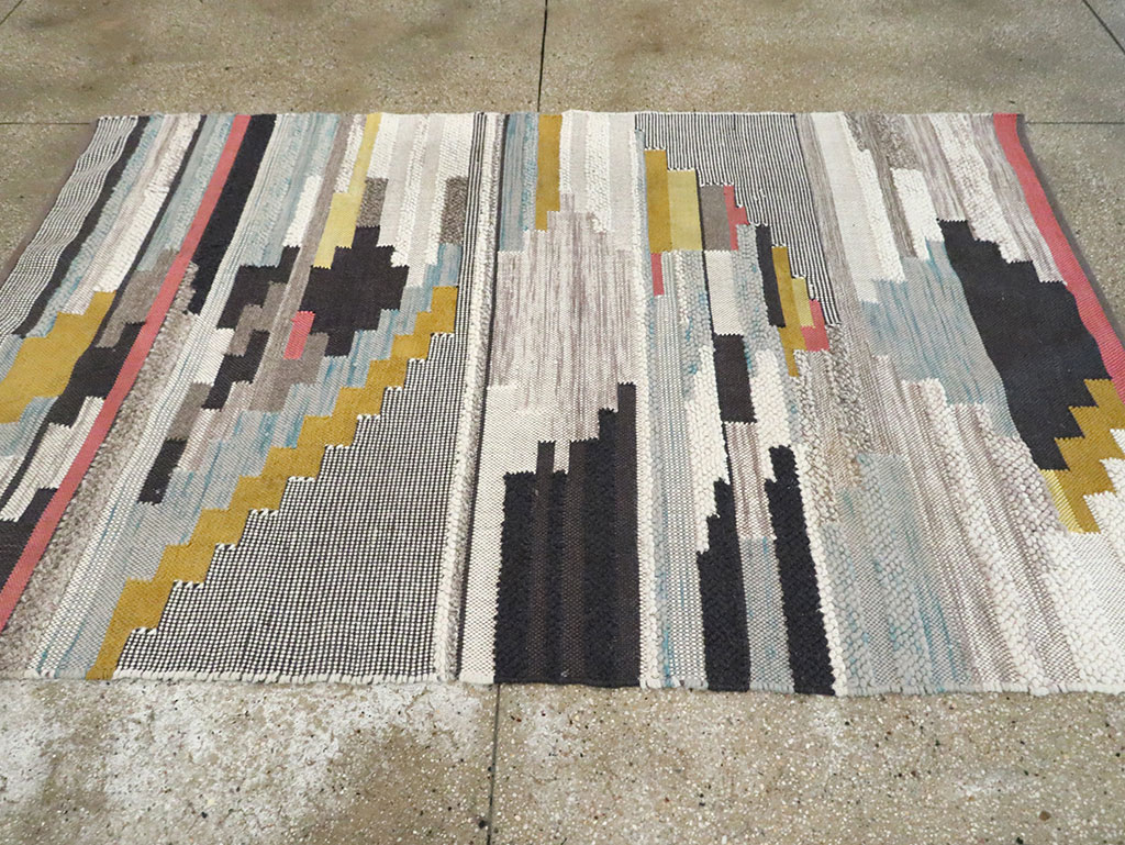 Contemporary Moroccan Flatweave Kilim, No.30245 - Galerie Shabab