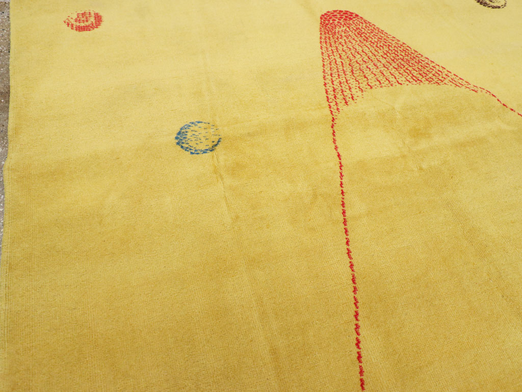 Vintage Turkish Art Deco Style Accent Carpet, No.30246 - Galerie Shabab