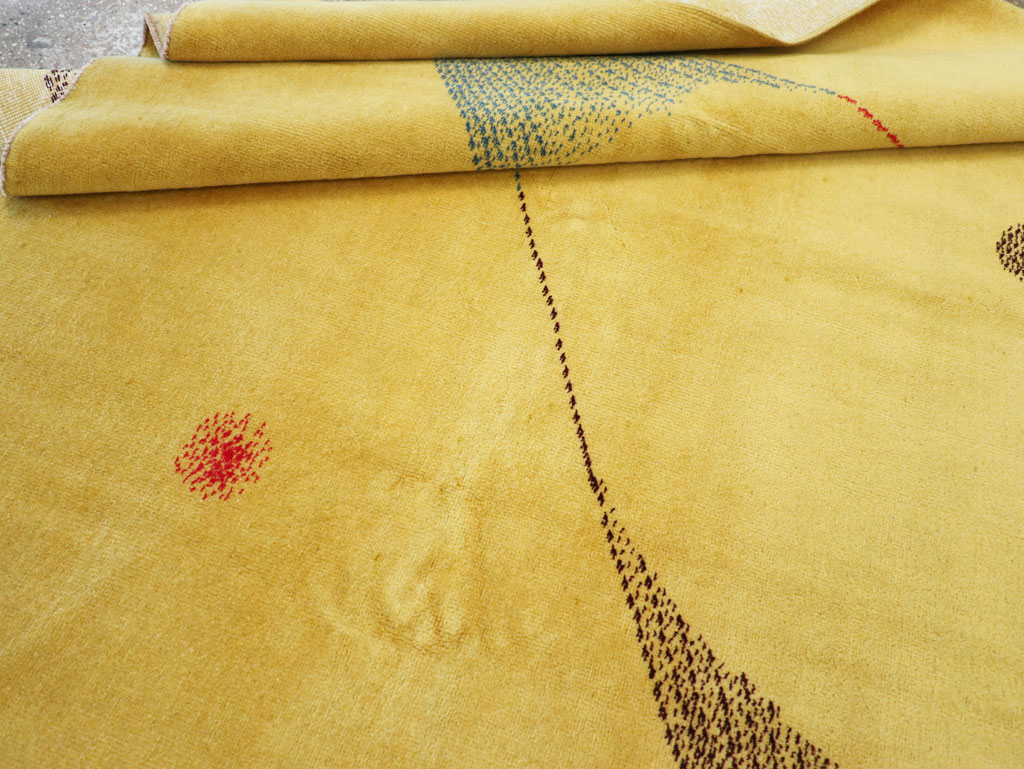 Vintage Turkish Art Deco Style Accent Carpet, No.30246 - Galerie Shabab