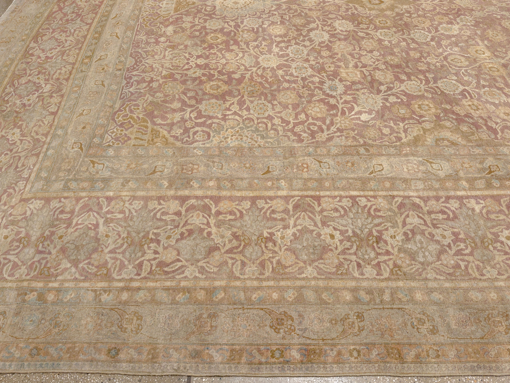 Antique Persian Tabriz Oversize Carpet, No.30247 - Galerie Shabab