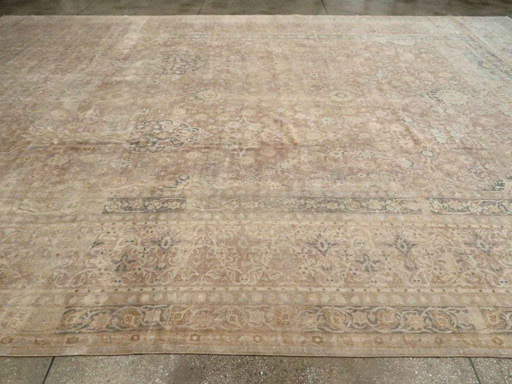 Antique Perisan Tabriz Carpet, No.30247 - Galerie Shabab