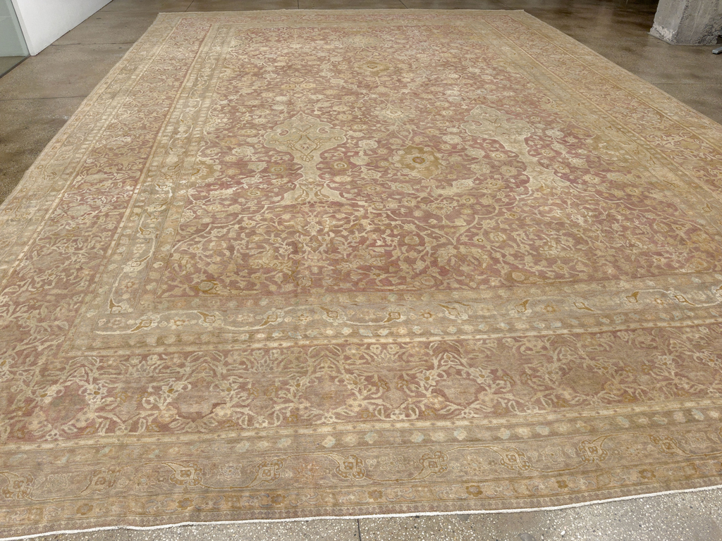 Antique Persian Tabriz Oversize Carpet, No.30247 - Galerie Shabab