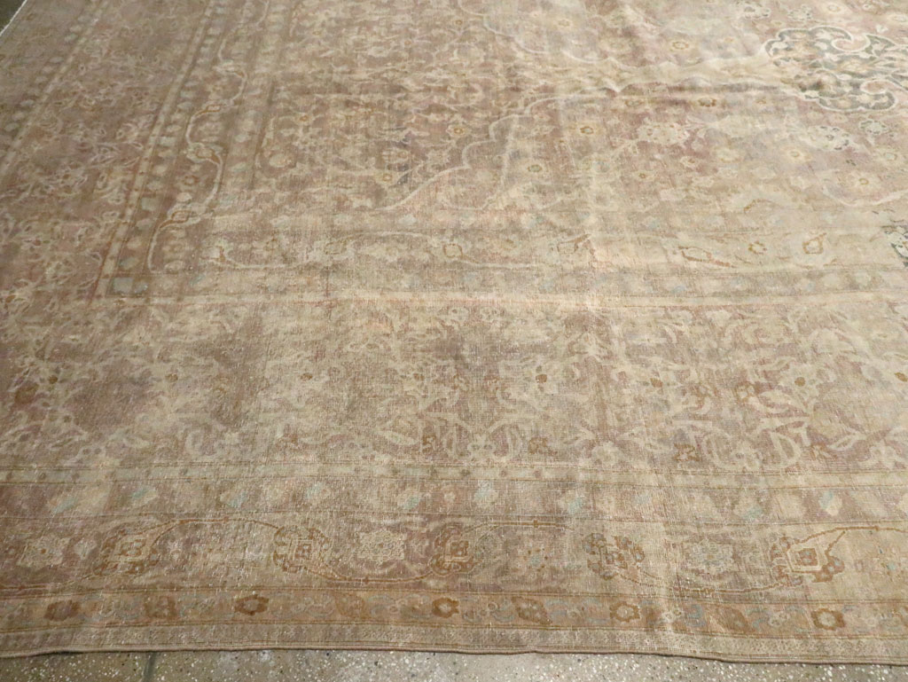 Antique Perisan Tabriz Carpet, No.30247 - Galerie Shabab