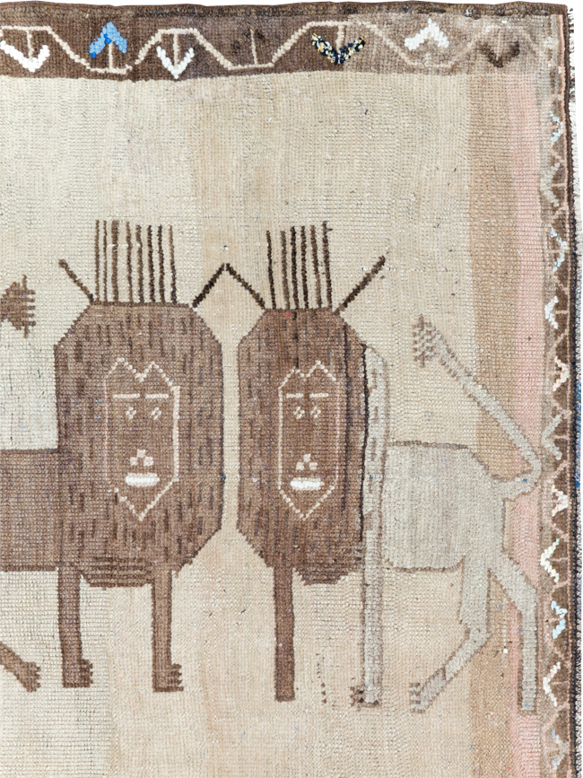 Vintage Turkish Anatolian Pictorial Accent Rug, No.30249 - Galerie Shabab