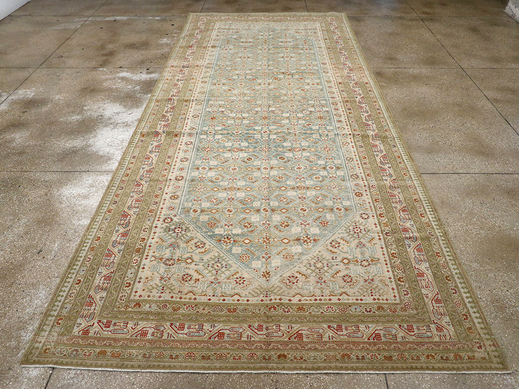 Antique Persian Malayer Gallery Carpet, No.30255 - Galerie Shabab