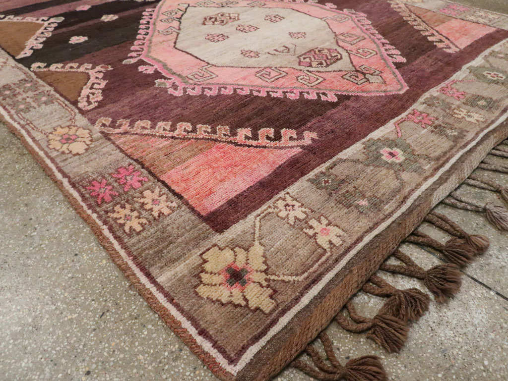 Vintage Anatolian Carpet, No.30257 - Galerie Shabab
