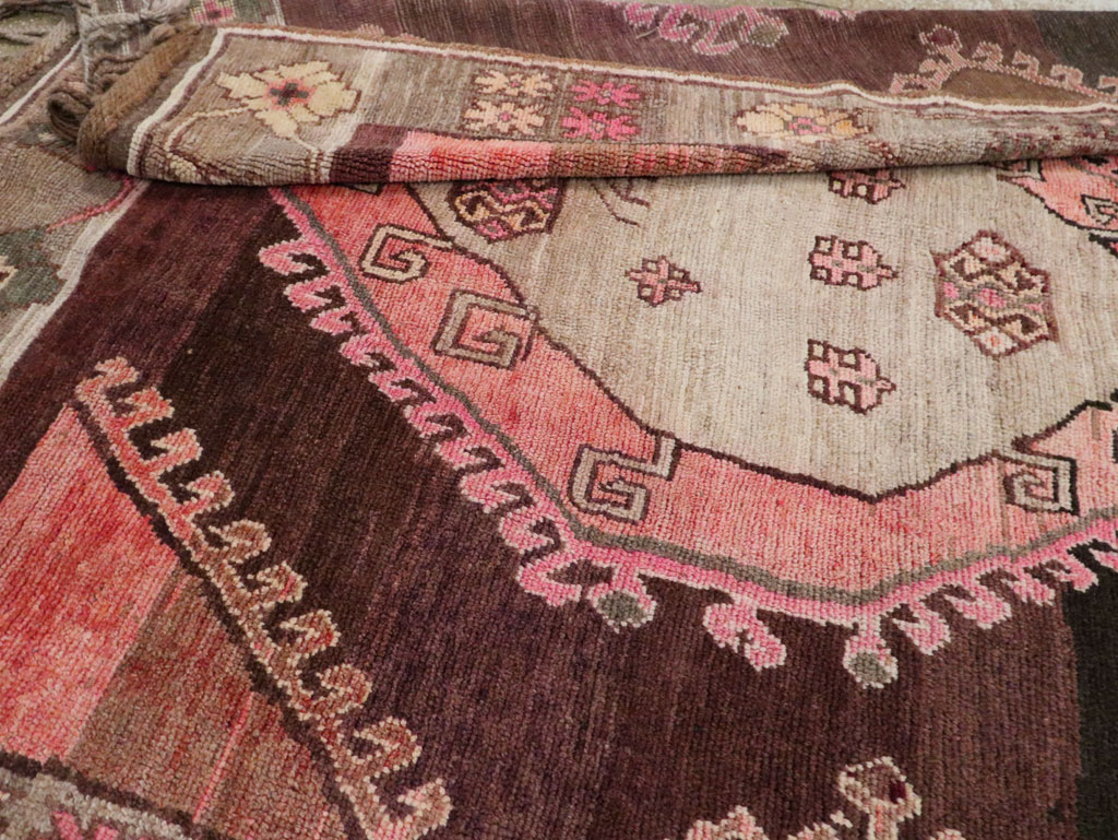 Vintage Anatolian Carpet, No.30257 - Galerie Shabab