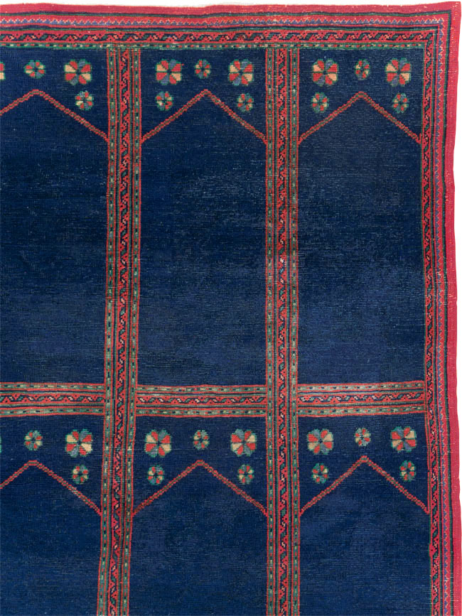 Vintage Turkish Anatolian Square Room Size Carpet, No.30259 - Galerie Shabab