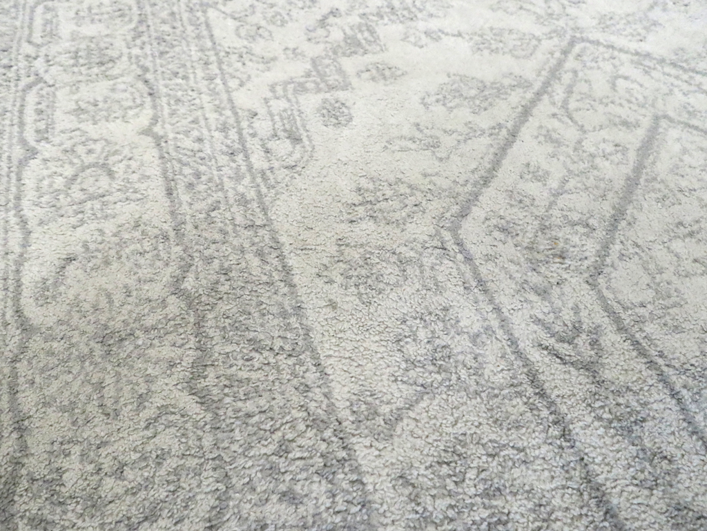 Contemporary Persian Heriz Inspired Turkish Accent Carpet, No.30260 - Galerie Shabab