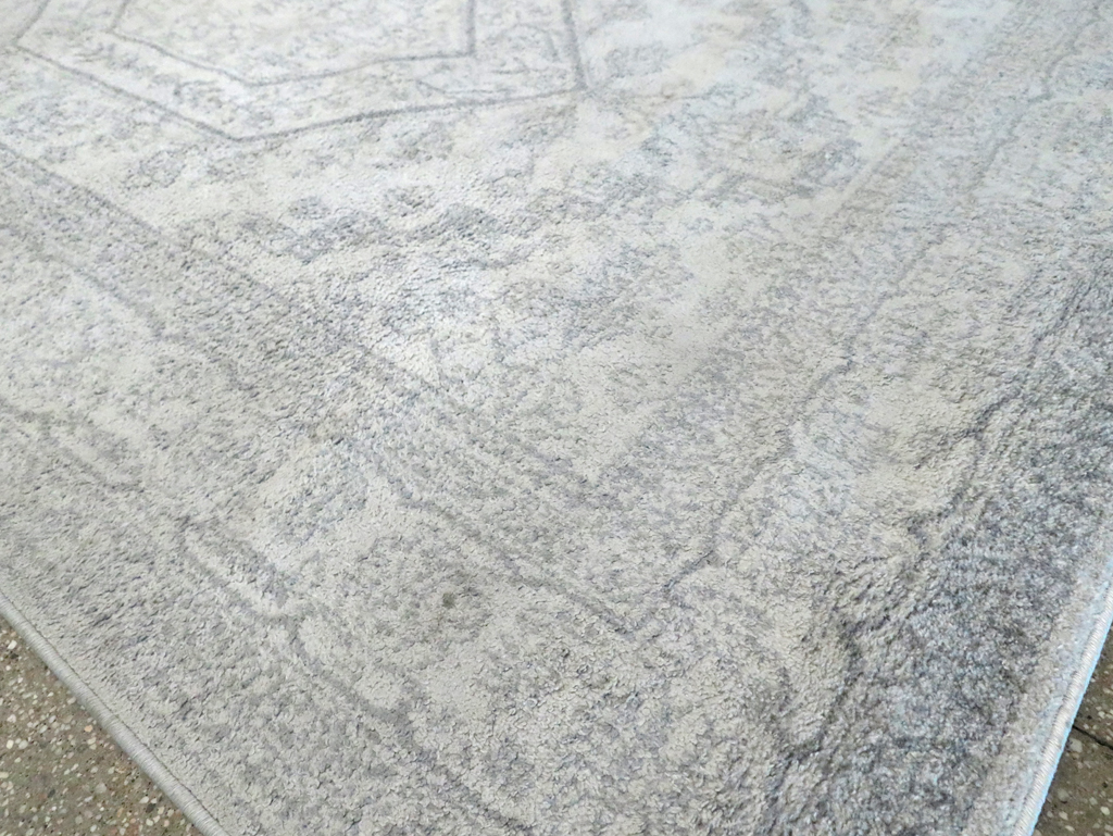 Contemporary Persian Heriz Inspired Turkish Accent Carpet, No.30260 - Galerie Shabab