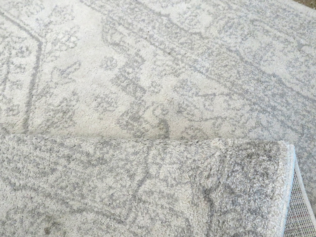 Contemporary Persian Heriz Inspired Turkish Accent Carpet, No.30260 - Galerie Shabab
