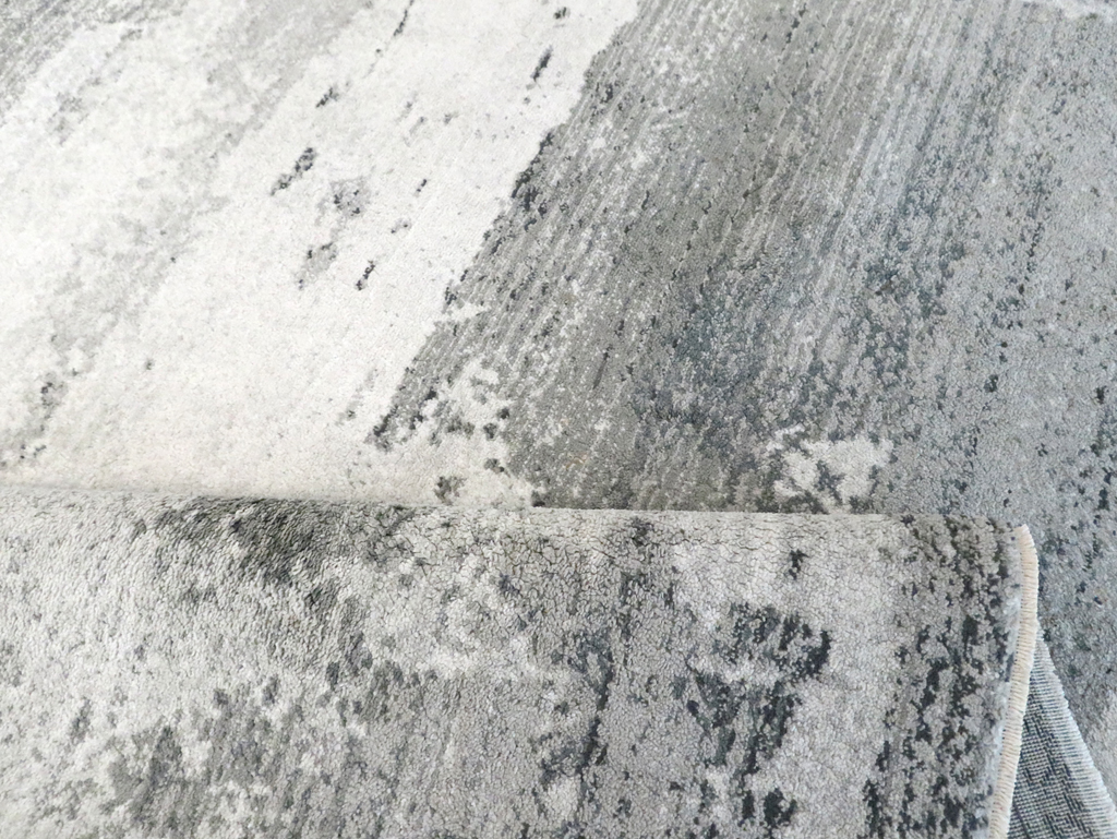 Contemporary Turkish Accent Carpet, No.30261 - Galerie Shabab