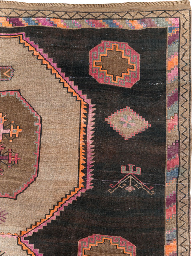 Vintage Turkish Anatolian Carpet, No.30264 - Galerie Shabab