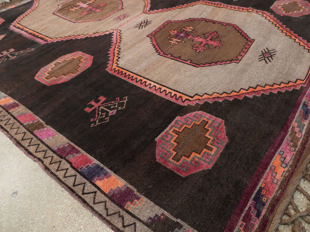 Vintage Turkish Anatolian Carpet, No.30264 - Galerie Shabab