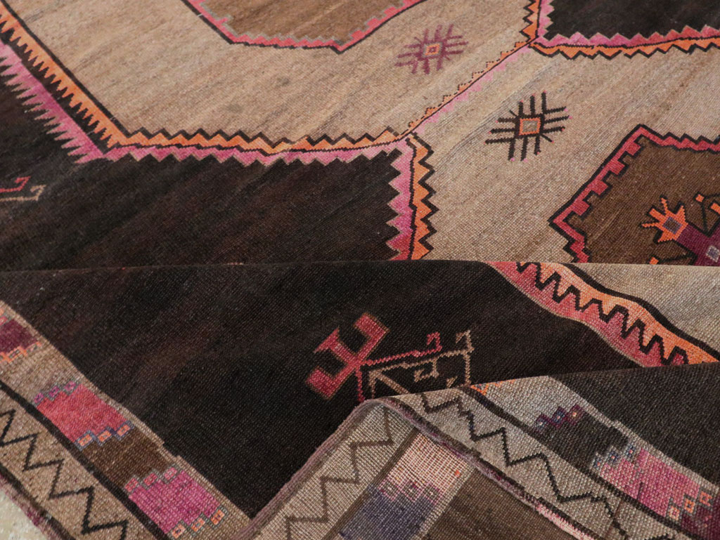 Vintage Turkish Anatolian Carpet, No.30264 - Galerie Shabab