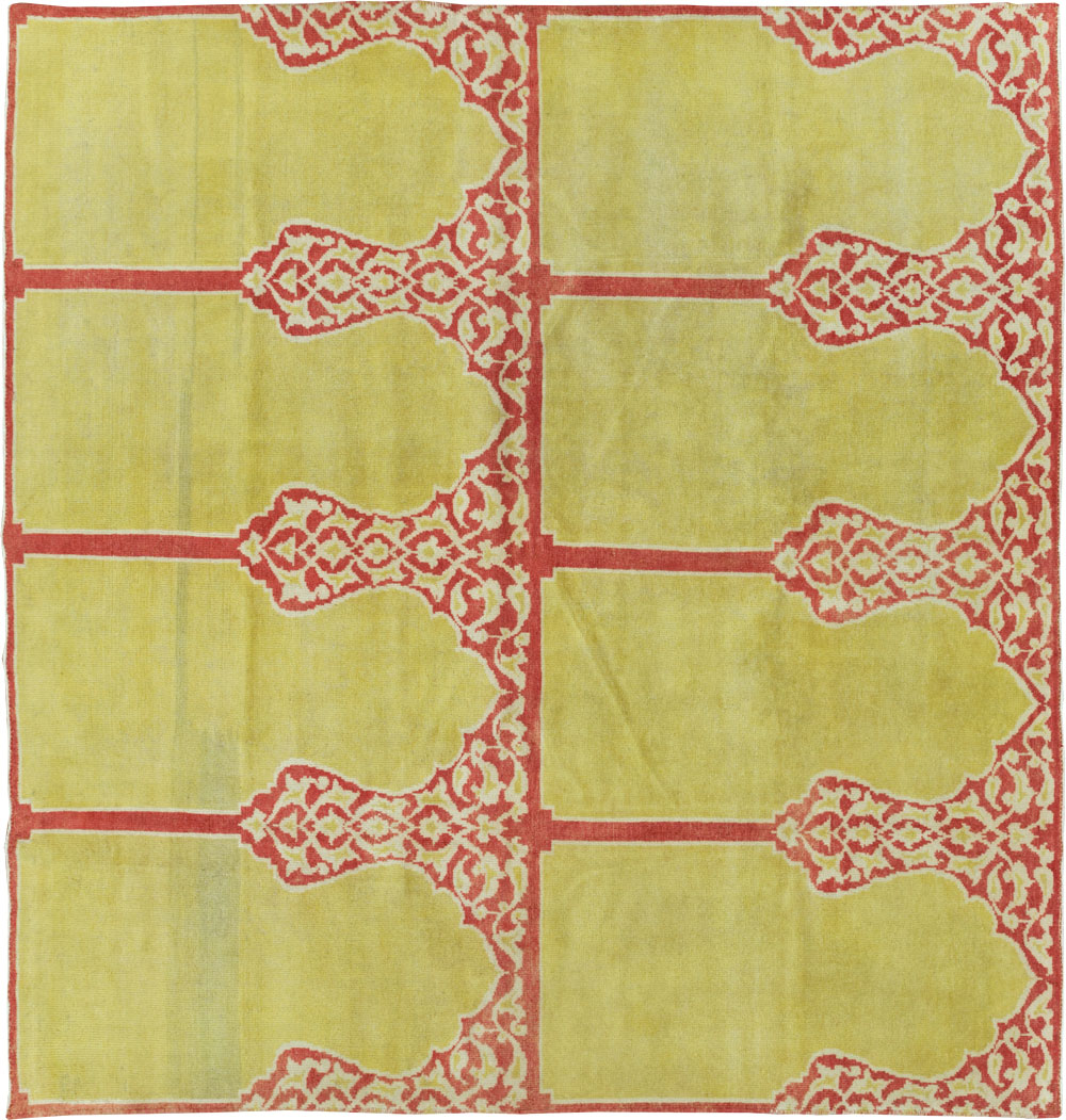 Vintage Turkish Anatolian Small Square Room Size Carpet, No.30266 - Galerie Shabab