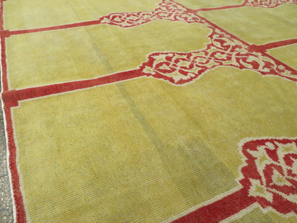 Vintage Turkish Anatolian Small Square Room Size Carpet, No.30266 - Galerie Shabab