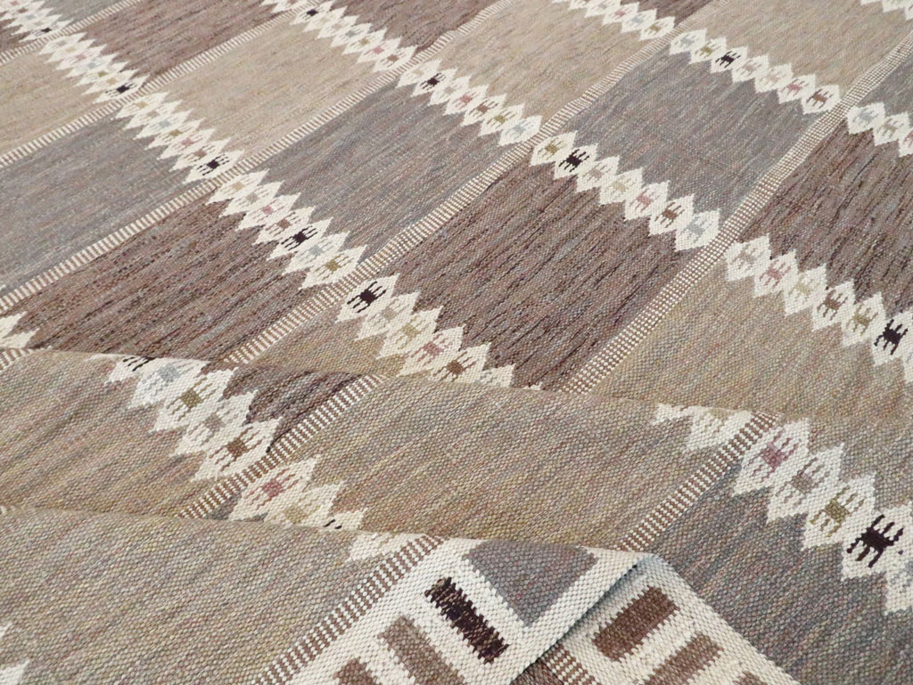 Modern Turkish Flatweave Kilim Oversize Carpet , No.30277 - Galerie Shabab